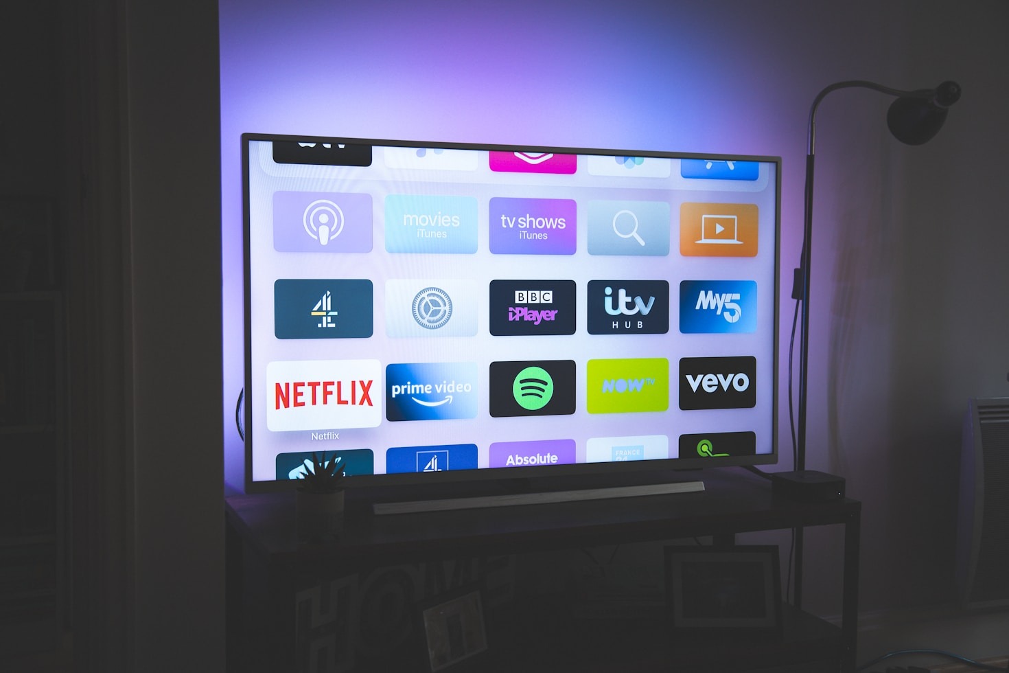 Os Benefícios de Assistir Mídia Online